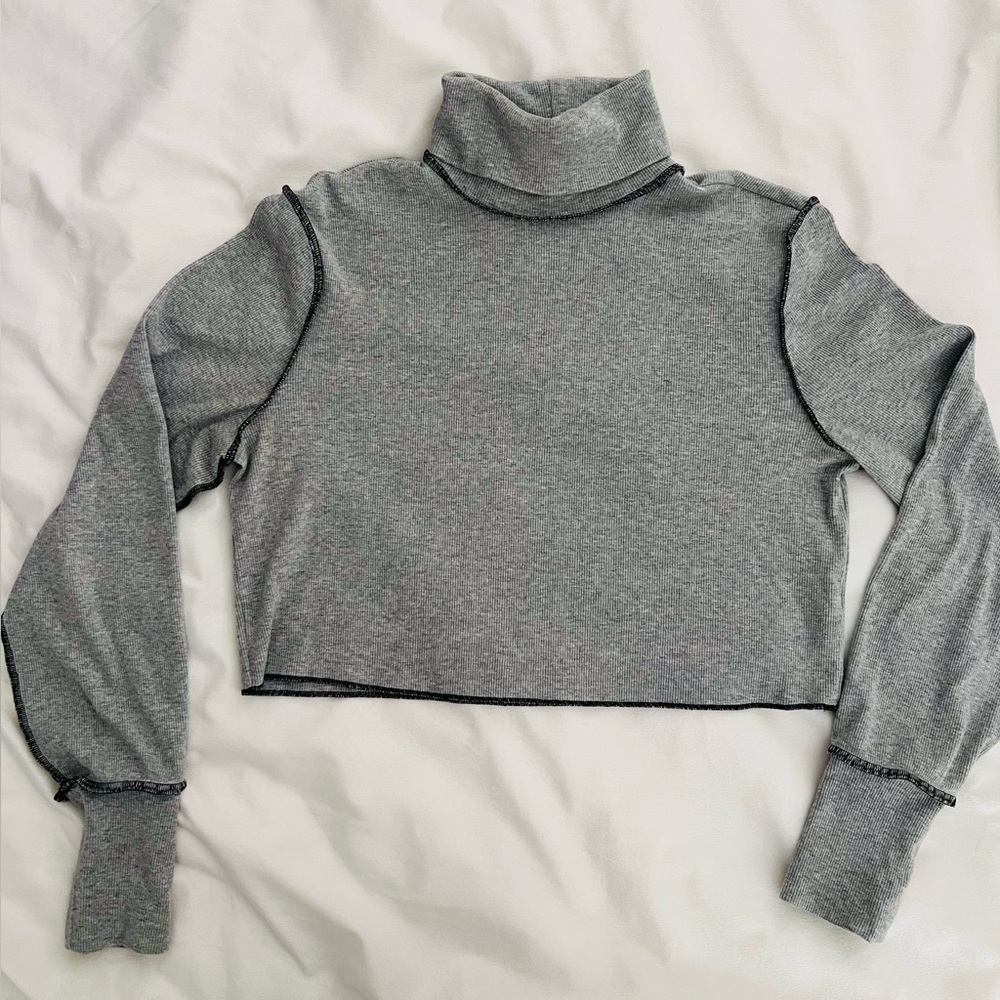 Forever 21 Light Gray Ribbed Sweater - Picture 2 of 9